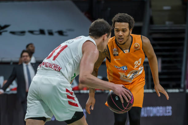 奇迹般的逆 奇迹般的逆