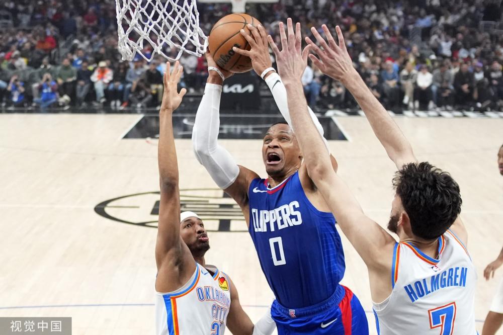 比以及姆巴 比以及姆巴